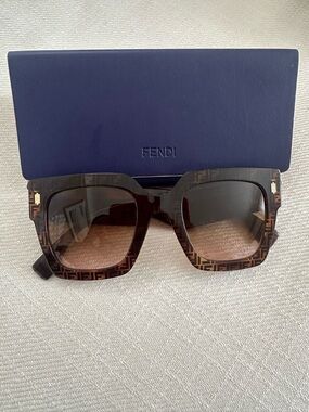 Fendi Brown FF Logo Square Sunglasses